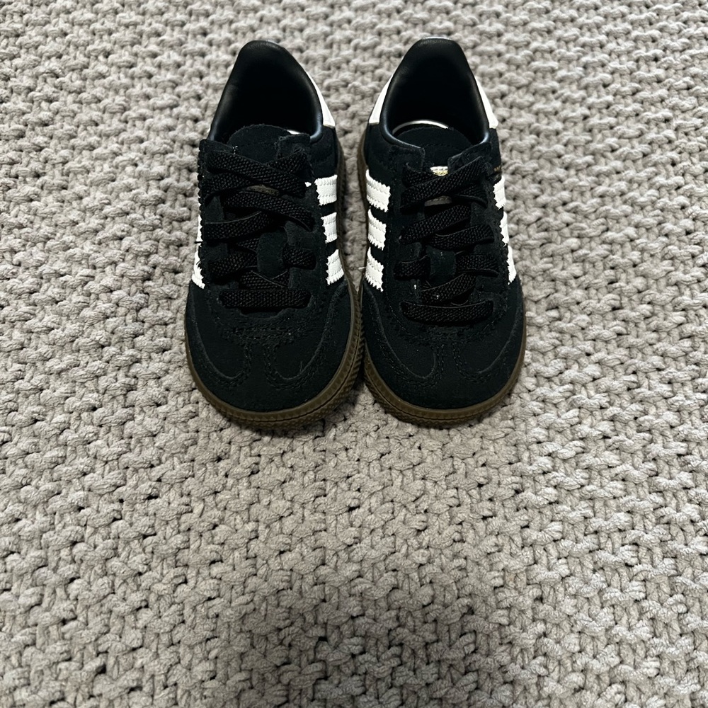 Adidas Black and White Sneakers Classic Design